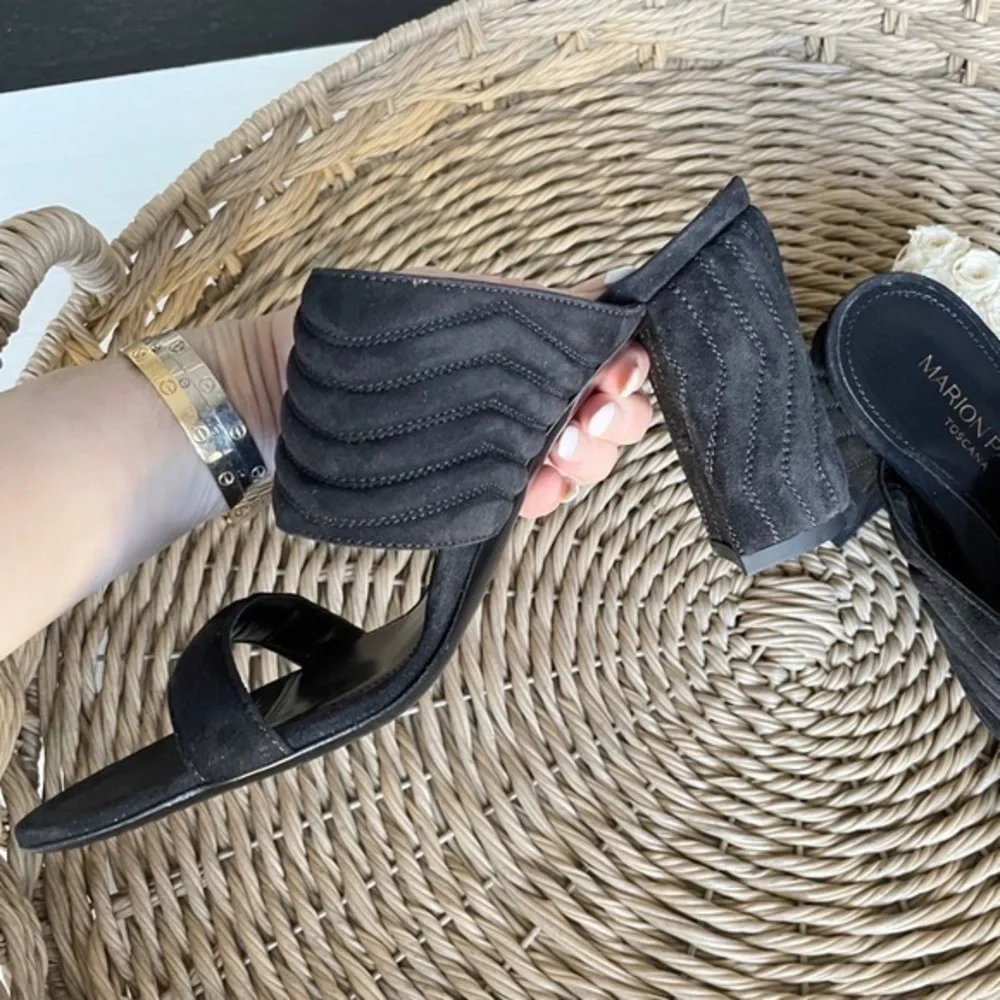 New Marion Parke BLACK Quilted Suede Leather Slide Sandals - Picture 9 of 15